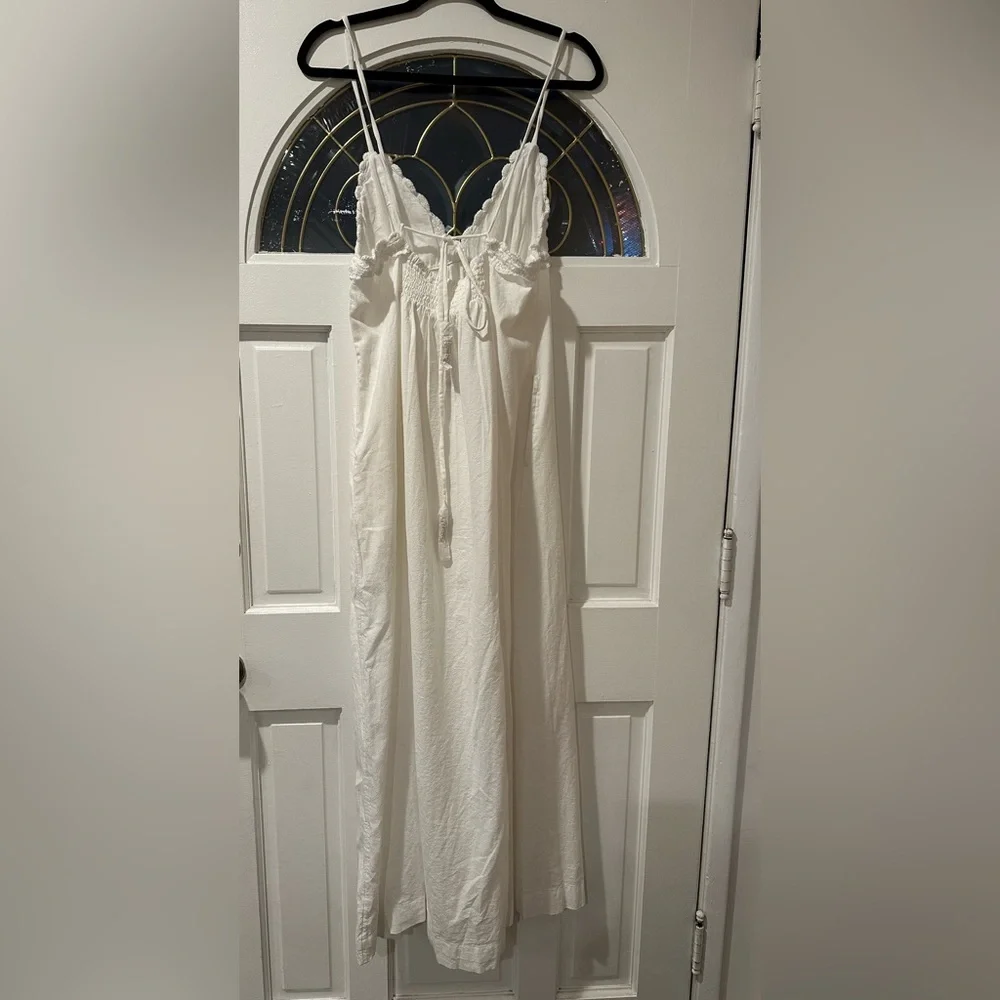 NWT Free People Lovey Maxi Dress in Ivory Size Medium - Picture 2 of 5